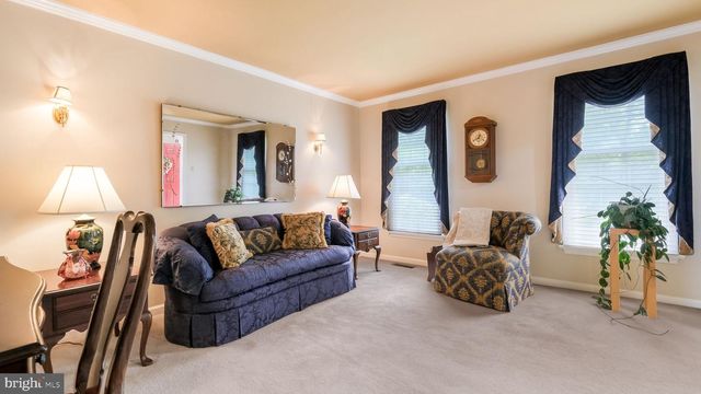 4717 ESSEX DR, Doylestown, PA 18902