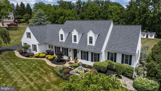 4717 ESSEX DR, Doylestown, PA 18902