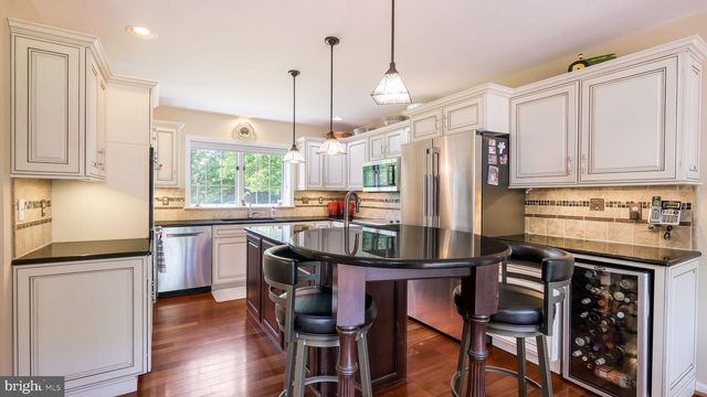 4717 ESSEX DR, Doylestown, PA 18902