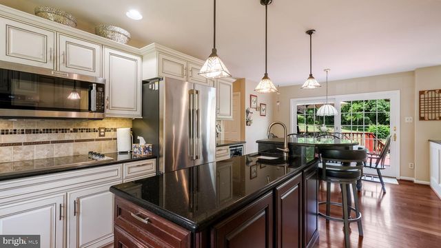 4717 ESSEX DR, Doylestown, PA 18902