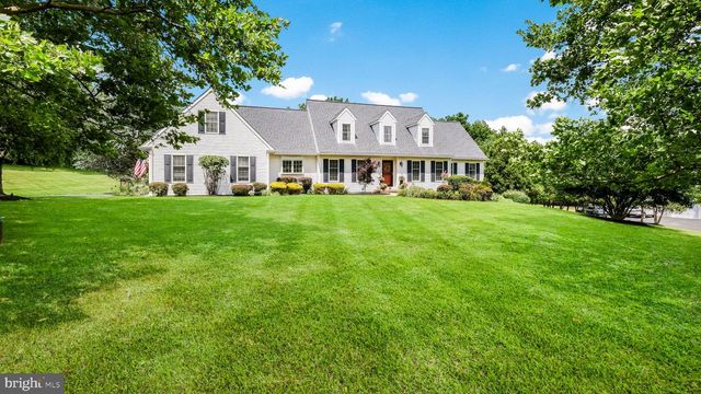 4717 ESSEX DR, Doylestown, PA 18902