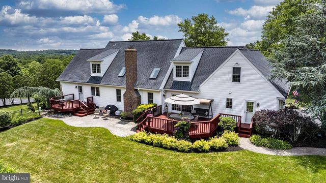 4717 ESSEX DR, Doylestown, PA 18902