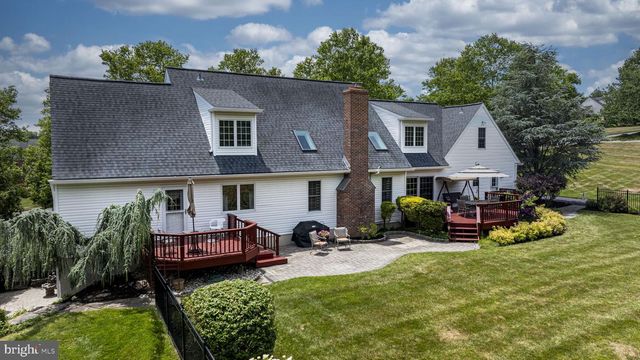 4717 ESSEX DR, Doylestown, PA 18902