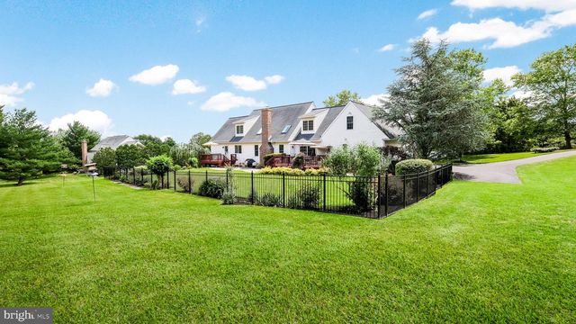 4717 ESSEX DR, Doylestown, PA 18902