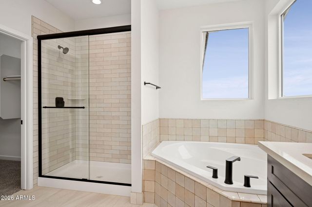 2010 W Lucky Lane, Queen Creek, AZ 85144