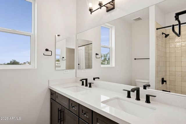2010 W Lucky Lane, Queen Creek, AZ 85144