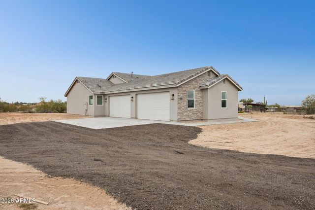 2010 W Lucky Lane, Queen Creek, AZ 85144