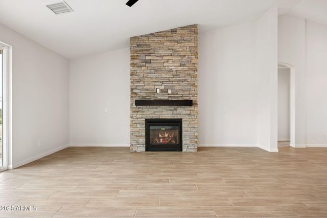 2010 W Lucky Lane, Queen Creek, AZ 85144