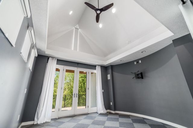 100 Stonesthrow Drive, Alexandria, OH 43001