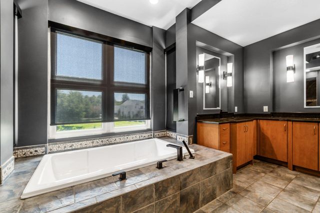 100 Stonesthrow Drive, Alexandria, OH 43001