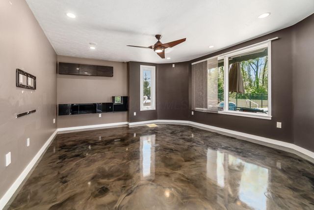 100 Stonesthrow Drive, Alexandria, OH 43001
