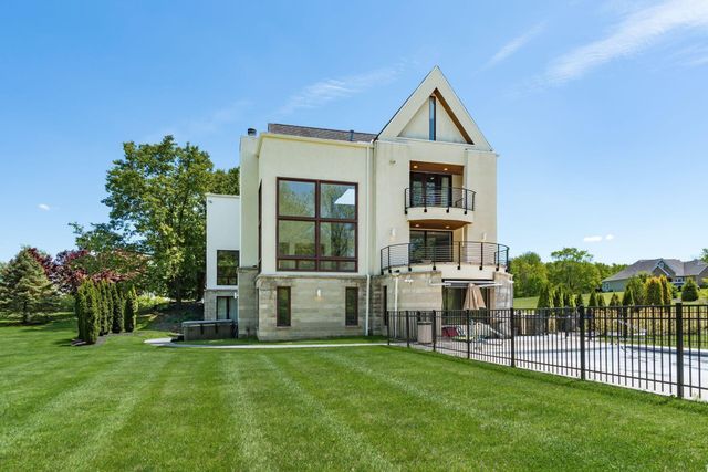 100 Stonesthrow Drive, Alexandria, OH 43001