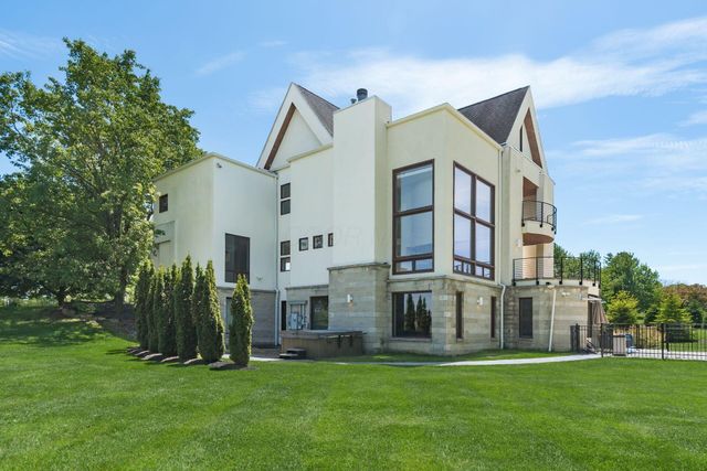 100 Stonesthrow Drive, Alexandria, OH 43001