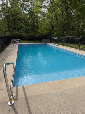 100 Stonesthrow Drive, Alexandria, OH 43001
