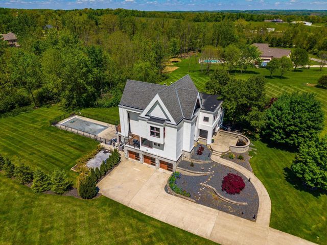 100 Stonesthrow Drive, Alexandria, OH 43001