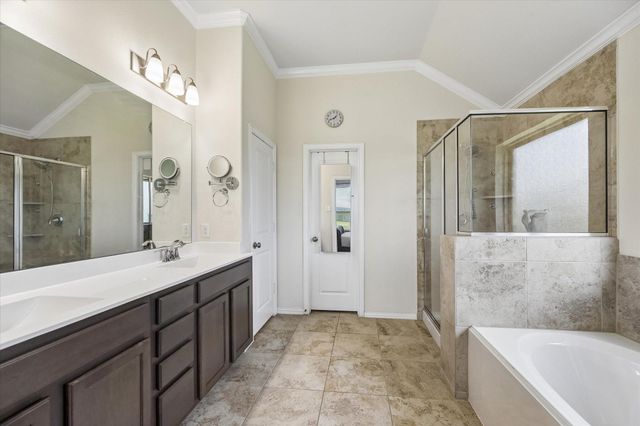 7330 Markstone Falls Lane, Rosenberg, TX 77469