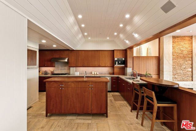 27352 Pacific Coast Highway, Malibu, CA 90265