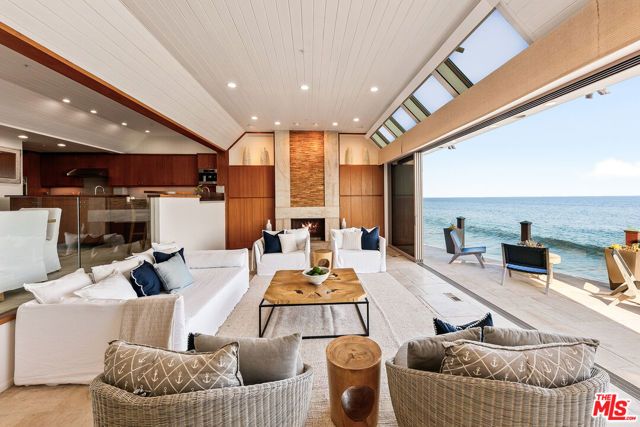 27352 Pacific Coast Highway, Malibu, CA 90265