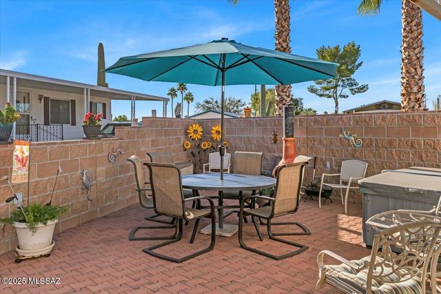 6016 W Lazy S Street, Tucson, AZ 85713