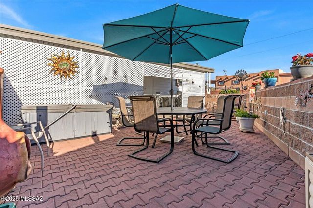 6016 W Lazy S Street, Tucson, AZ 85713