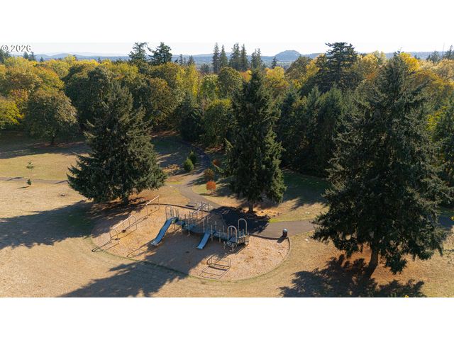 11847 Se RIVERIDGE Dr, Vancouver, WA 98683