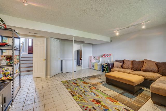 2324 Louita Avenue, Kingsport, TN 37660