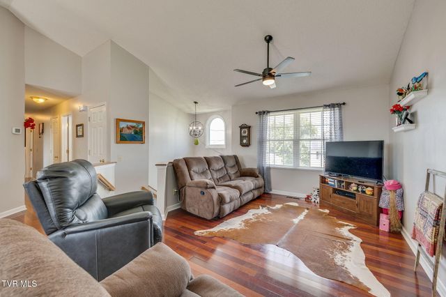 2324 Louita Avenue, Kingsport, TN 37660