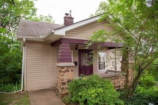 601 N Forest Avenue, Fayetteville, AR 72701