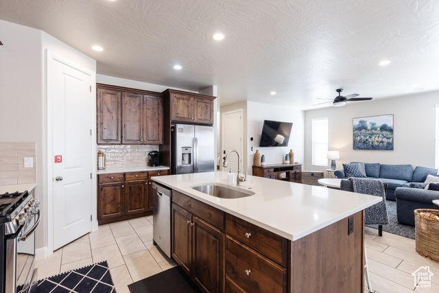 273 N PUERTA DR, Washington, UT 84780