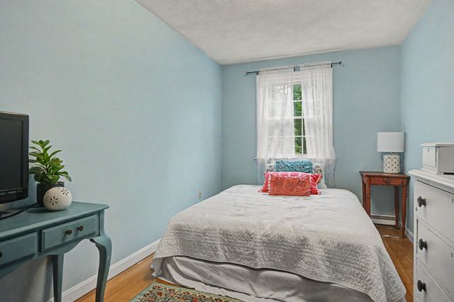216 Southampton Rd, Westhampton, MA 01027