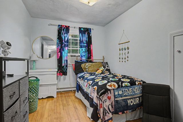 216 Southampton Rd, Westhampton, MA 01027