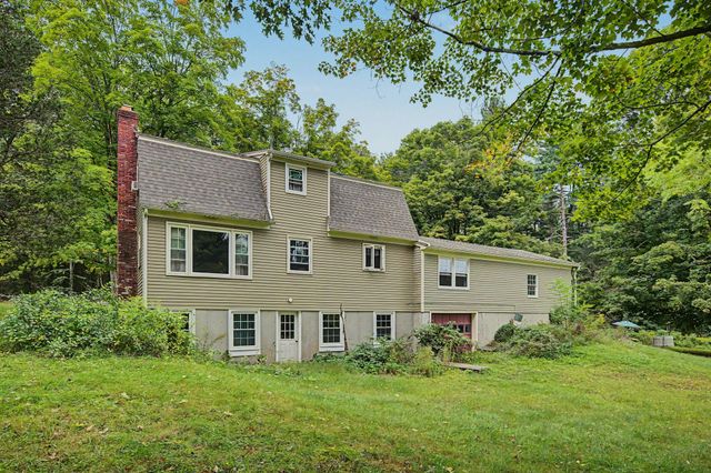 216 Southampton Rd, Westhampton, MA 01027