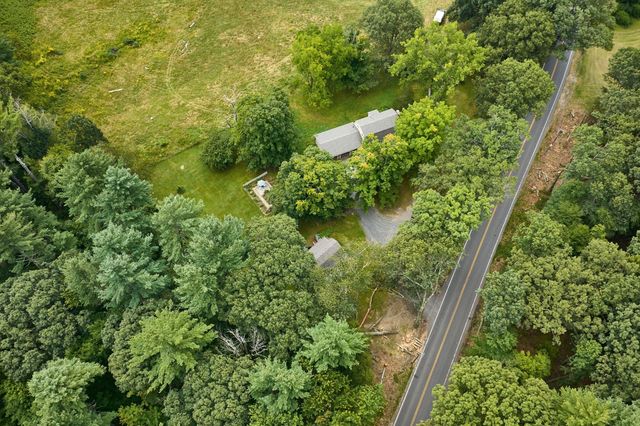 216 Southampton Rd, Westhampton, MA 01027