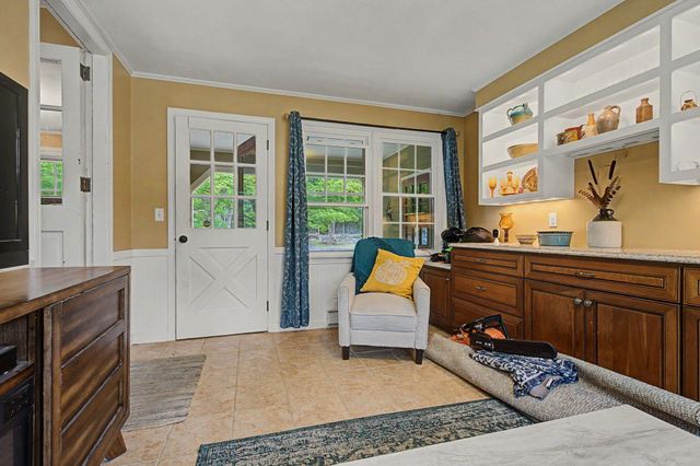 216 Southampton Rd, Westhampton, MA 01027