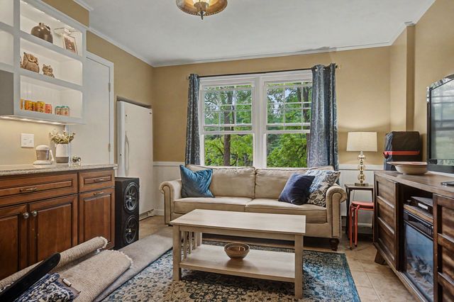 216 Southampton Rd, Westhampton, MA 01027
