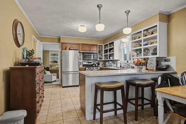 216 Southampton Rd, Westhampton, MA 01027