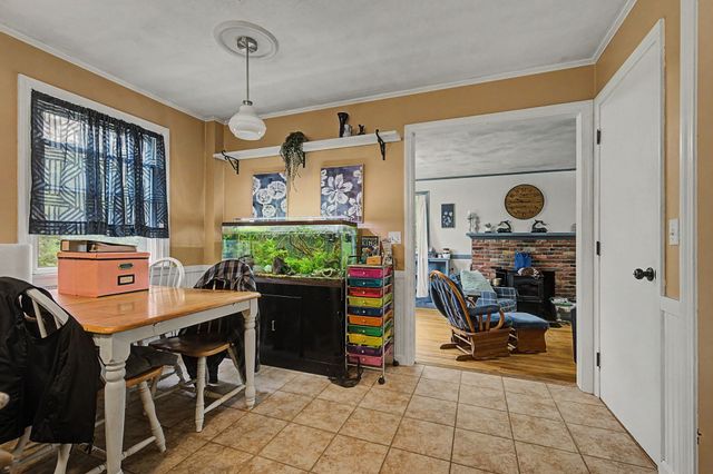 216 Southampton Rd, Westhampton, MA 01027