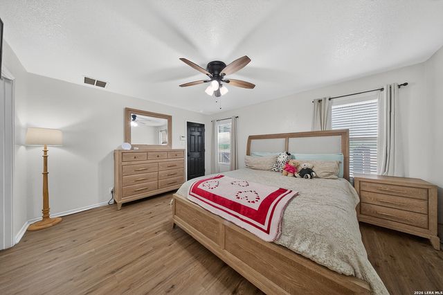 11523 Oaks Hike, San Antonio, TX 78245