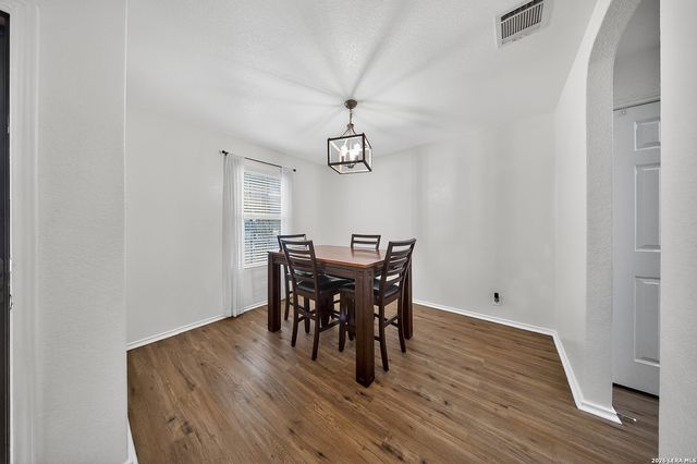 11523 Oaks Hike, San Antonio, TX 78245