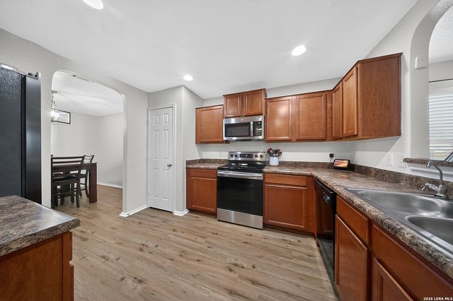 11523 Oaks Hike, San Antonio, TX 78245