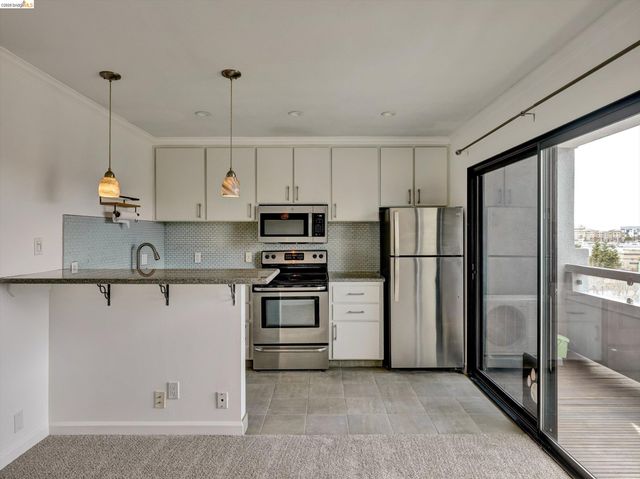 5 Embarcadero West 322, Oakland, CA 94607