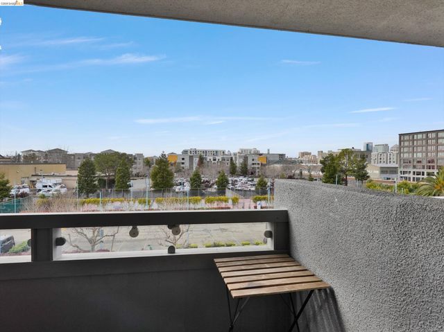 5 Embarcadero West 322, Oakland, CA 94607