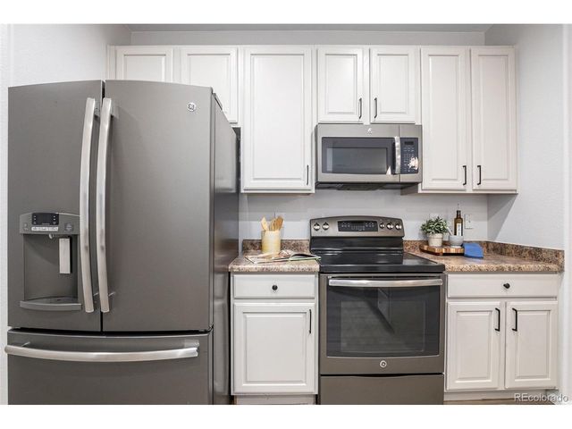 11360 Navajo Cir B, Denver, CO 80234