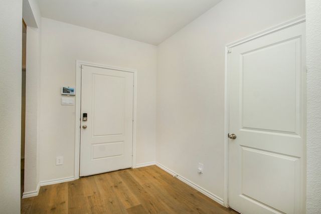 420 Lucky Lane, Ferris, TX 75125