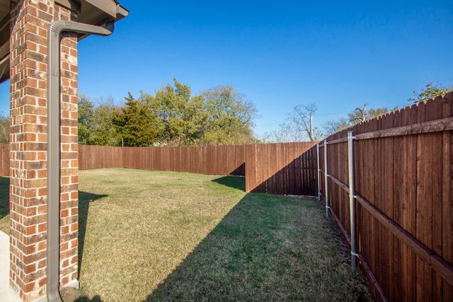 420 Lucky Lane, Ferris, TX 75125