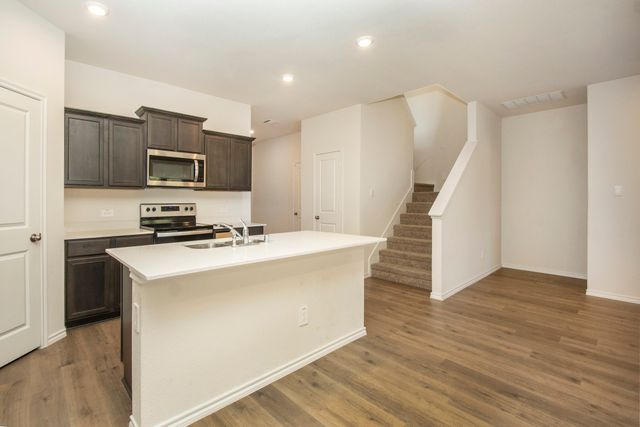 420 Lucky Lane, Ferris, TX 75125