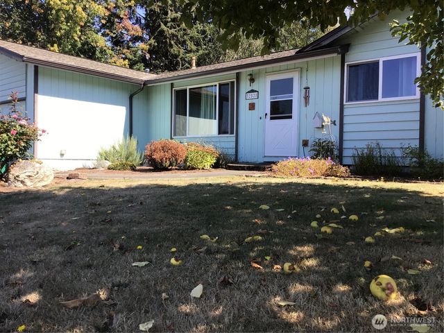 32528 26th Avenue SW, Federal Way, WA 98023