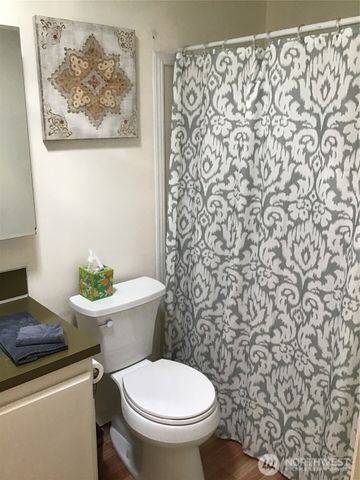 32528 26th Avenue SW, Federal Way, WA 98023