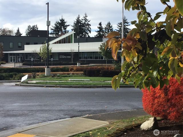 32528 26th Avenue SW, Federal Way, WA 98023