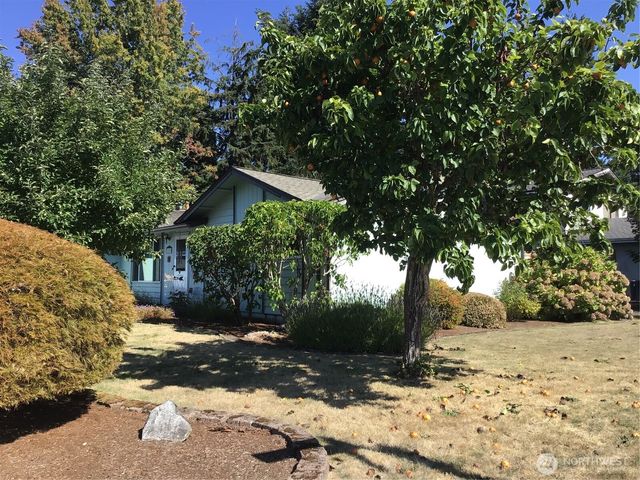 32528 26th Avenue SW, Federal Way, WA 98023